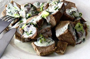 кисломолочный соус с говядиной