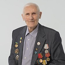 Болотов Борис Васильевич 89 лет.